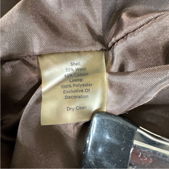 TALBOTS Tweed Blazer in Brown & Crème, Two Button Front, Pockets, Lined, Size 8. - Picture 7 of 10